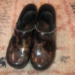 Dansko size 38 clogs-shoes. Multi color splashes. Lots of life left in these!